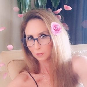 Meet your Posher, Nikki